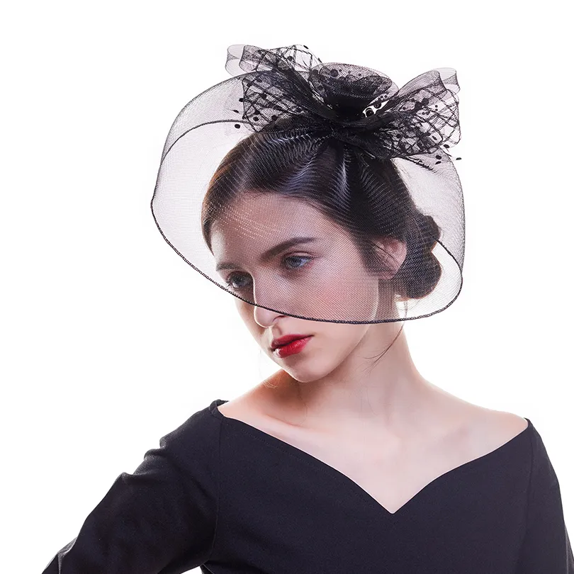 Bibi fascinator à voilette et fleur perlée