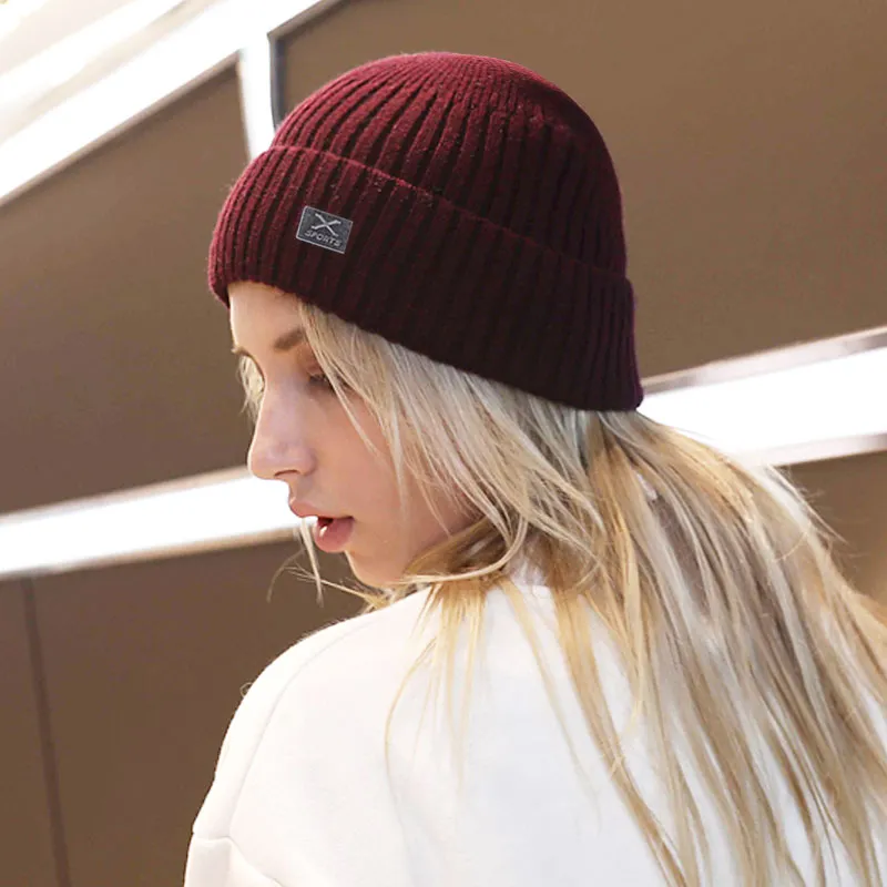 Bonnet court tricoté X sports unisexe – Image 3