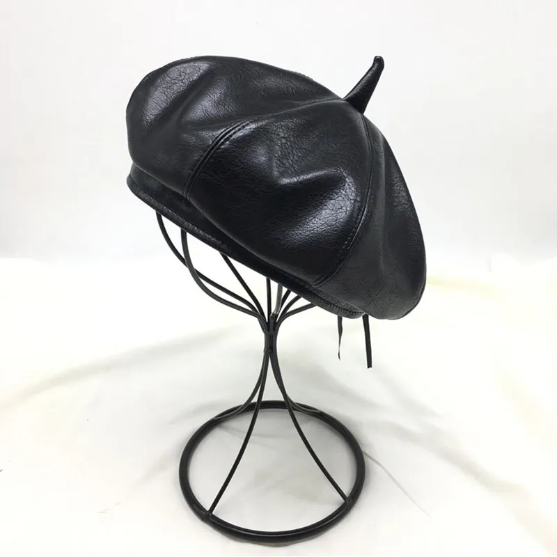 Béret basque en simili cuir pour femme – Image 2