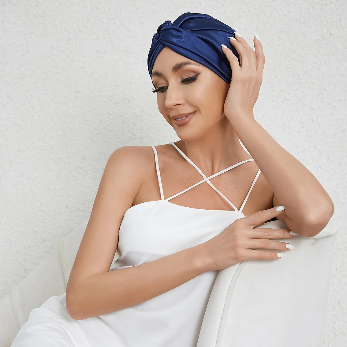 Bonnet de nuit en Satin pour femme – Image 4