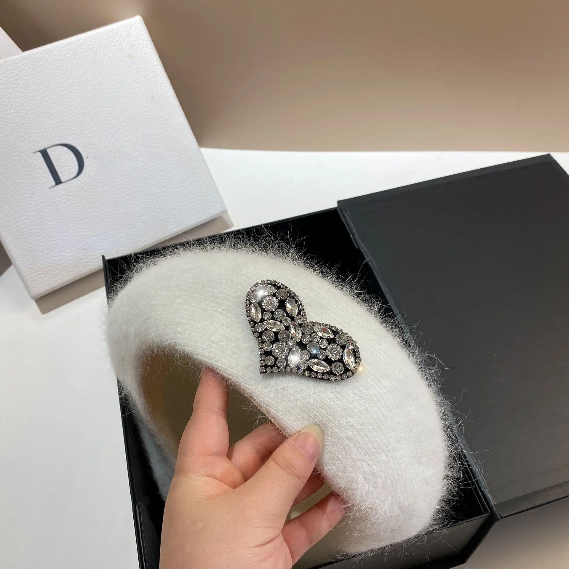 Béret Angora pure douceur Coeur diamant – Image 3