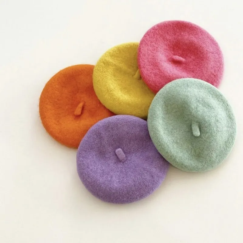 Béret en laine pour chien – Image 5