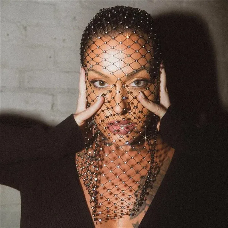 Cagoule sexy en résille à strass brillant