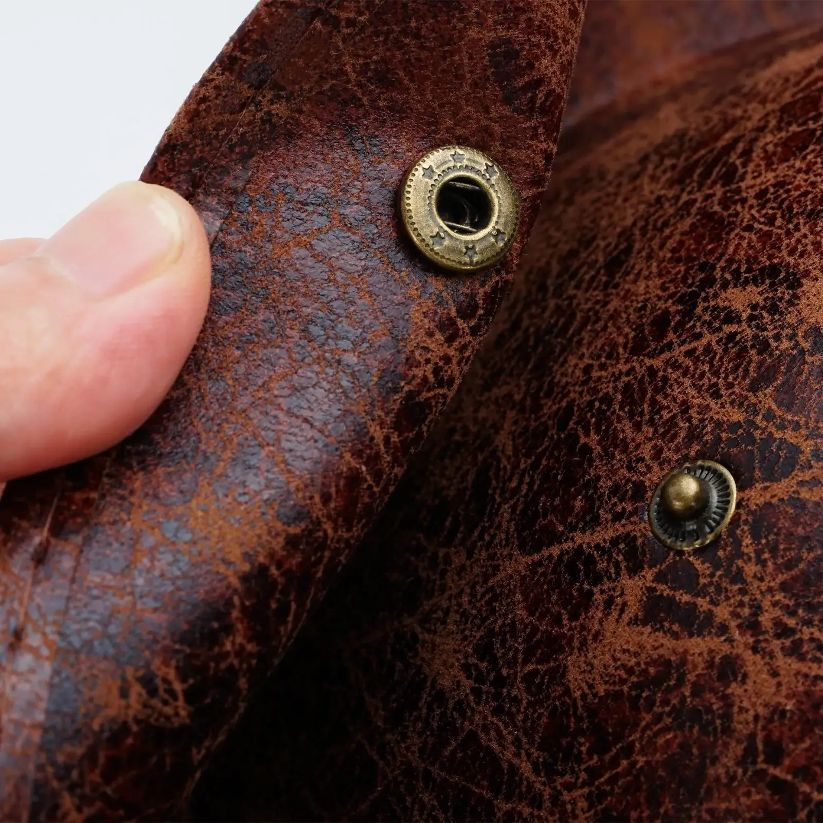 Chapeau corsaire en cuir PU pour adultes – Image 3