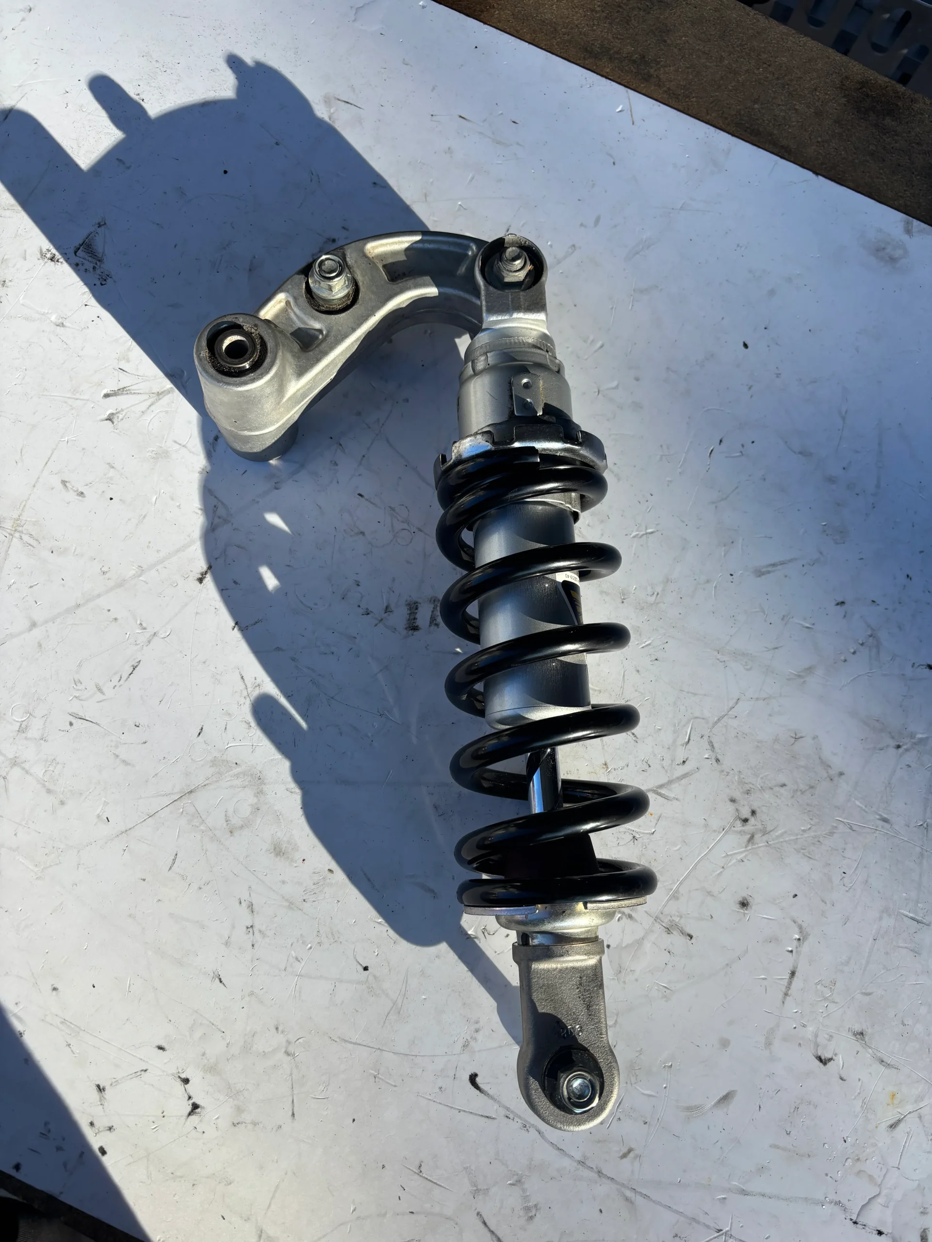 Amortisseur yamaha mt 09 2017- 2020