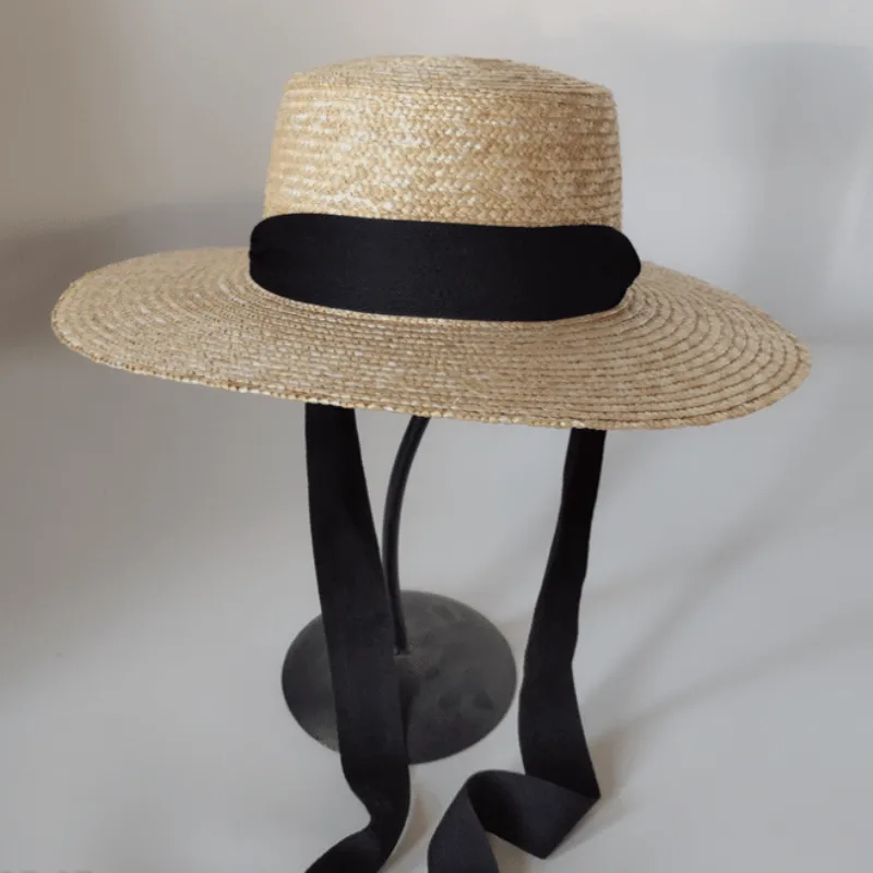 Chapeau de Paille Élégant et Rétro